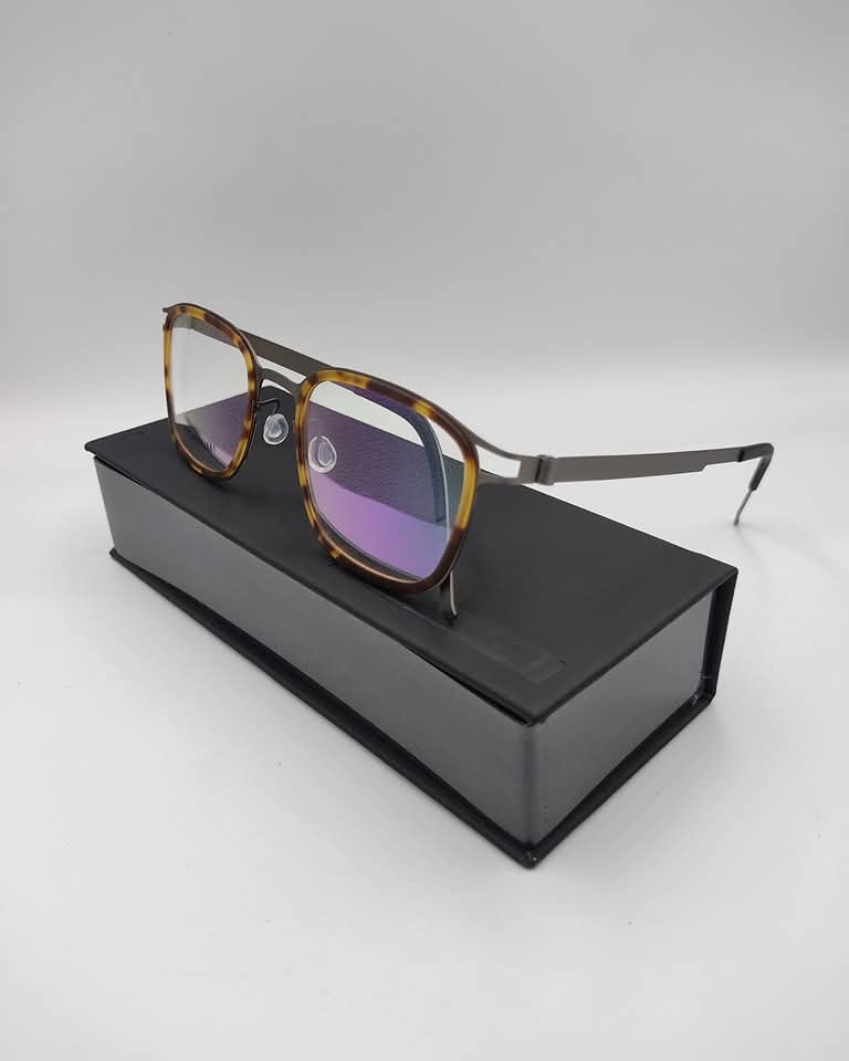 LINDBERG Titanium - 9012 view 3